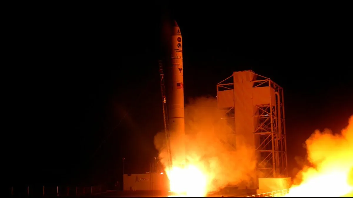 元ICBMが宇宙へ——Minotaur IVが軍事衛星群を打ち上げ