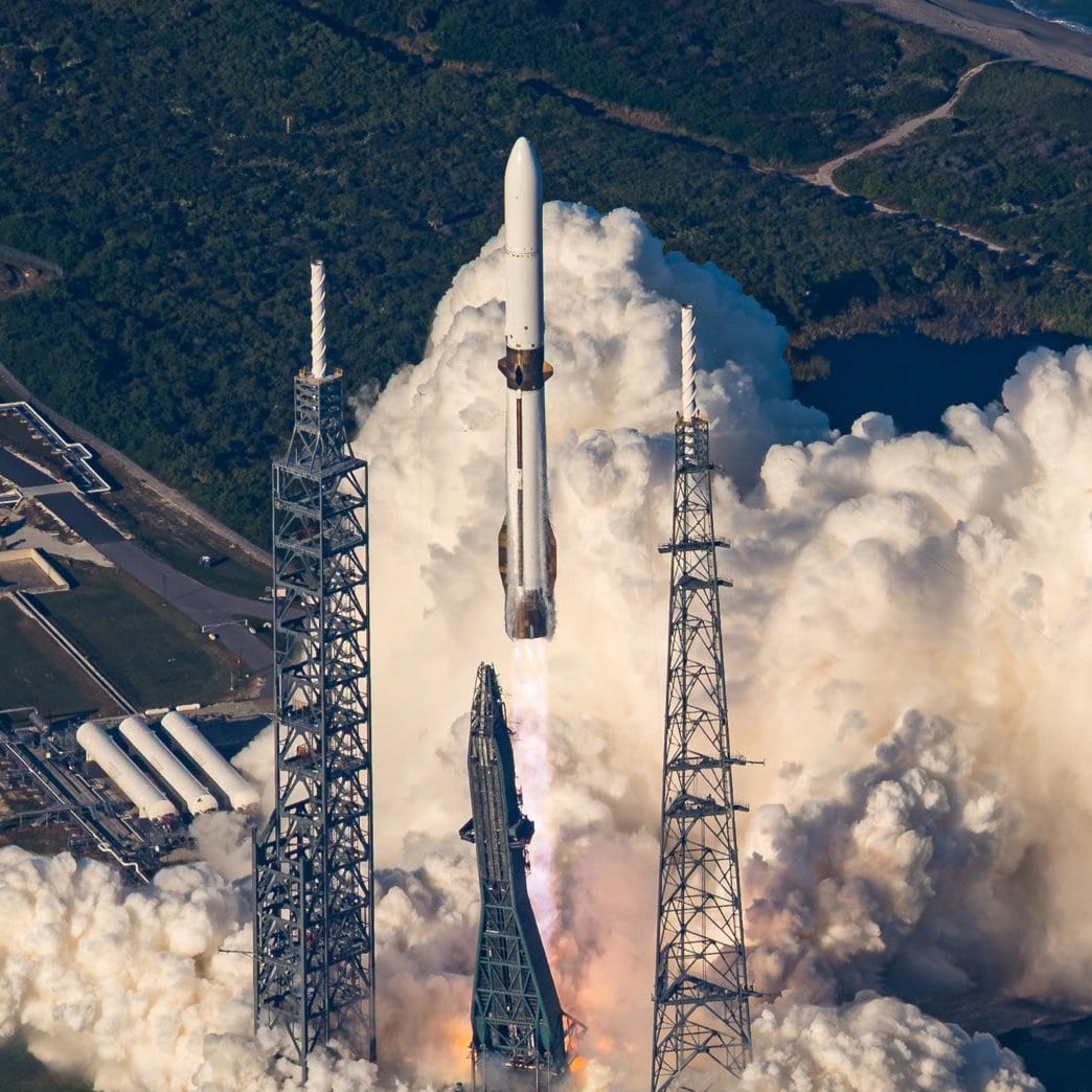 New Glenn第3号機、ブースター再使用に初成功も衛星軌道投入に失敗