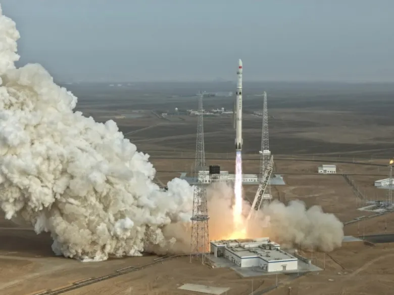 長征12号、SatNet衛星9機の打ち上げに成功