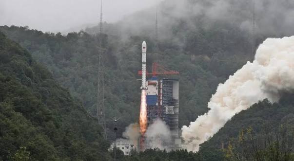 長征2号D、PIESAT-2衛星4機の打ち上げに成功